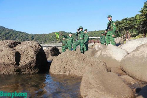 Giữ màu xanh đảo tiền tiêu, khẳng định chủ quyền nơi đầu sóng, ngọn gió
