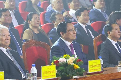 Chương trình nghệ thuật kỷ niệm 120 năm ngày sinh cố Thủ tướng Phạm Văn Đồng