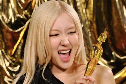 Rosé (BlackPink) làm nên lịch sử