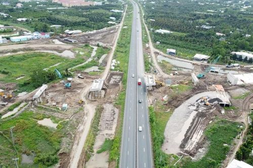 Cao tốc Cao Lãnh - An Hữu chưa làm xong, vì sao Đồng Tháp đề xuất mở rộng?