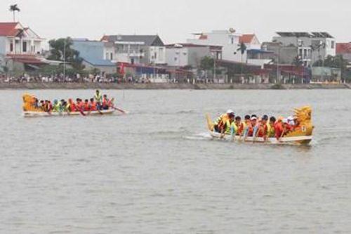Sôi nổi giải đua thuyền rồng truyền thống trên sông Đa Độ