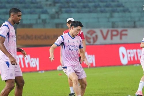 CAHN bứt phá tại V-League, Đình Bắc tịt ngòi 13 trận và biến động tại tuyển Việt Nam