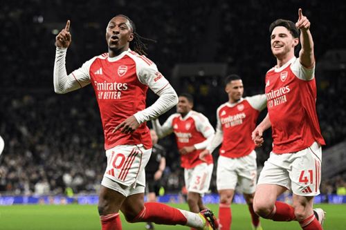 Chelsea - Arsenal: Derby London quyết định ngôi vô địch