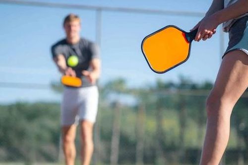 Nguy cơ chấn thương mắt từ cơn sốt Pickleball