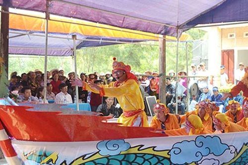 Trầm tích văn hóa từ không gian làng biển