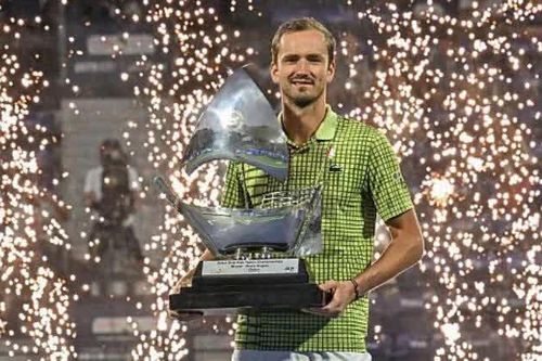 Dubai Championships: Medvedev vô địch
