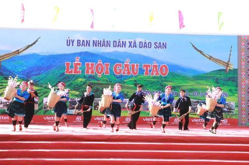 Vui Lễ hội Gầu tào