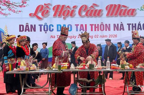 Độc đáo lễ Cầu mùa của người Dao ở Nà Thác