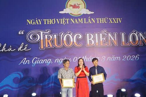 An Giang: Trao giải Cuộc thi sáng tác thơ và ca khúc phổ thơ