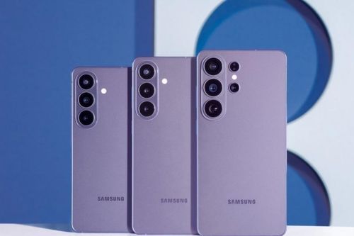Tin công nghệ tuần qua: Robot đồng diễn võ, Samsung trình làng dòng Galaxy mới