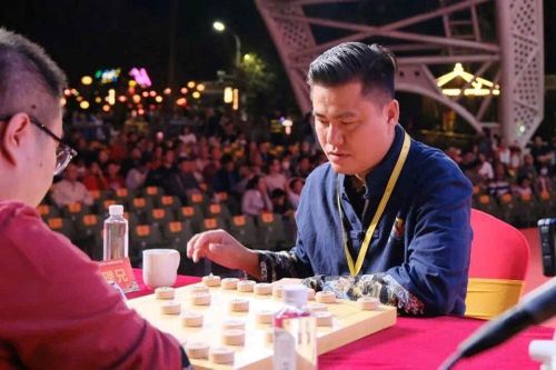 Lại Lý Huynh giành ngôi Á quân tại giải Cờ tướng Ngũ Dương Bôi 2026