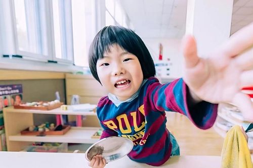 Khoa học phát hiện: Cha mẹ chỉ cần nhìn điều này có thể tiên đoán con có học giỏi toán hay ngôn ngữ