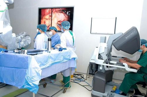 Hệ sinh thái y tế đô thị thông minh của TP Hà Nội có thực sự giúp giảm quá tải, giảm chi phí cho người dân?