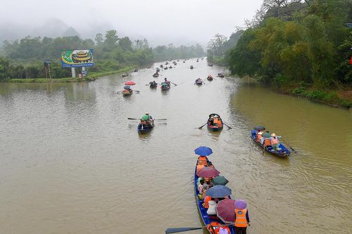 Để lễ hội thực sự là không gian văn hóa lành mạnh