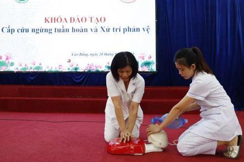 Lan tỏa kỹ năng hồi sức tim phổi tại Bệnh viện Bạch Mai ra cộng đồng