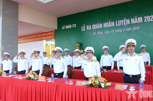 Lữ đoàn 172 (Vùng 3 Hải quân) coi trọng huấn luyện đồng bộ, chuyên sâu