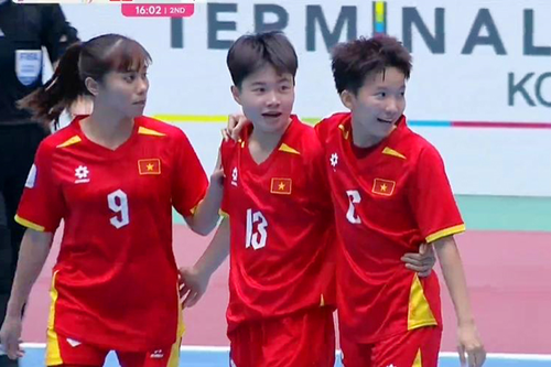 Đánh bại Indonesia, futsal nữ Việt Nam giành huy chương đồng giải Đông Nam Á
