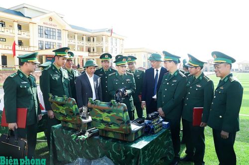 Đẩy mạnh phong trào thi đua trong huấn luyện gắn với duy trì nghiêm kỷ luật