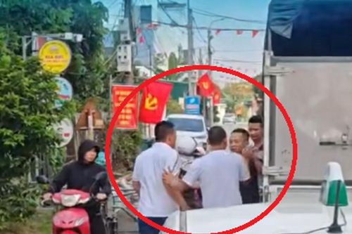 Triệu tập 4 đối tượng trong vụ hành hung lái xe tải ở Hải Phòng
