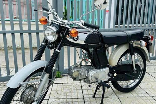 Honda 67 đời 1967 nguyên bản của dân chơi Gia Lai 'hét' giá 2,2 tỷ đồng gây sốt