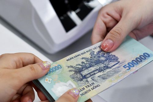 Lãi suất cho vay tăng mạnh: VCBNeo tăng mạnh nhất, OCB và Sacombank theo sau