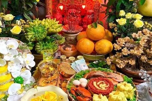 Vì sao phải kiêng kỵ nếm thử món ăn trước khi dâng cúng?