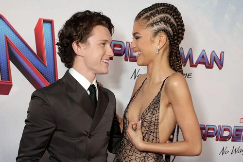 Tom Holland và Zendaya đã kết hôn