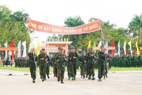 Lực lượng vũ trang tỉnh An Giang hưởng ứng Ngày chạy thể thao quân sự