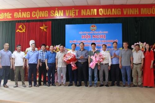 Ra mắt Câu lạc bộ 'Nông dân sản xuất kinh doanh giỏi gắn với sản xuất nông nghiệp an toàn' xã Xuân Cẩm