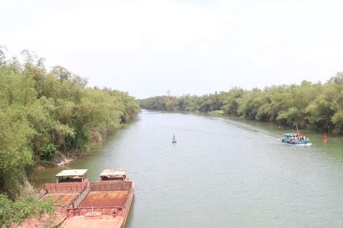 Thống nhất đắp đập thời vụ ngăn mặn, giữ ngọt trên sông Vĩnh Điện