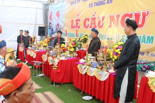 Xã Thăng An tổ chức Lễ hội Cầu ngư và ra quân đánh bắt hải sản đầu năm