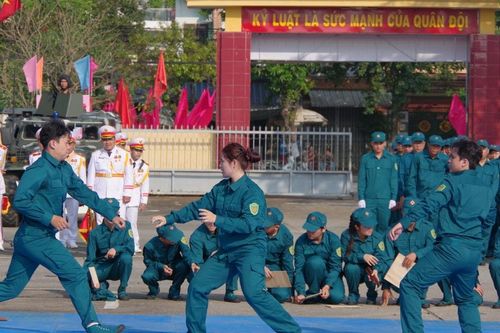 Lực lượng vũ trang thành phố Đà Nẵng ra quân huấn luyện năm 2026