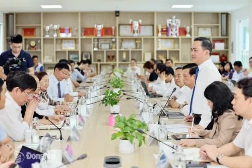 Tháo gỡ vướng mắc, tạo điều kiện cho Trường đại học Lạc Hồng phát triển đột phá