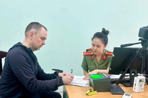 Kiểm soát chặt, xử lý nghiêm vi phạm xuất, nhập cảnh