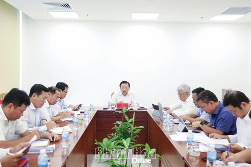 Rà soát tiến độ triển khai các dự án đô thị, nhà ở khu vực phía nam Khánh Hòa