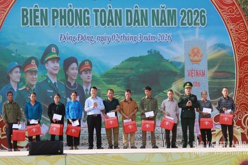 Tặng 110 suất quà cho các cá nhân tiêu biểu nhân Ngày biên phòng toàn dân năm 2026