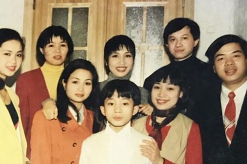Diva Mỹ Linh tuổi 50: Tâm sự về biến động sức khỏe và tổ ấm hạnh phúc bên nhạc sĩ Anh Quân