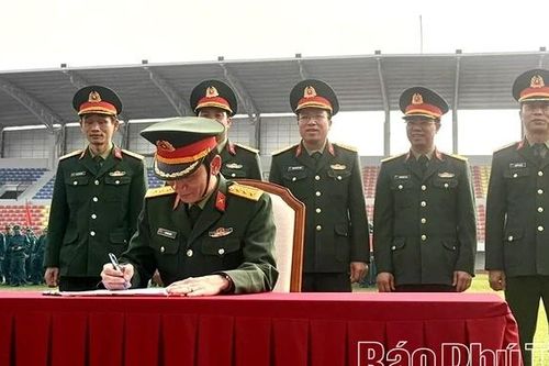 Khu vực phòng thủ 4 - Vĩnh Yên ra quân huấn luyện năm 2026