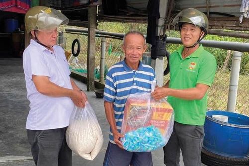 Cầu nối giữa Đảng, chính quyền với nông dân