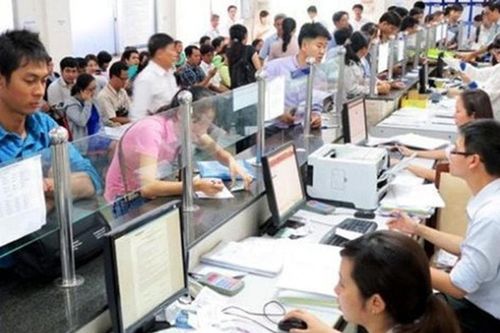 Chủ tịch UBND cấp xã có thẩm quyền thay đổi vị trí việc làm đối với nhà giáo không?