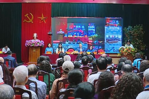 Giữ liên hệ chặt chẽ, phản ánh trung thực ý kiến nhân dân