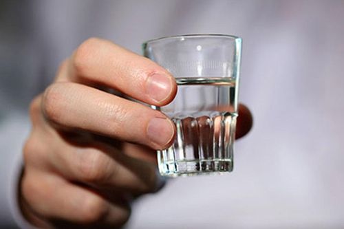 Điều gì xảy ra với não và gan nếu uống rượu 3-4 buổi mỗi tuần?