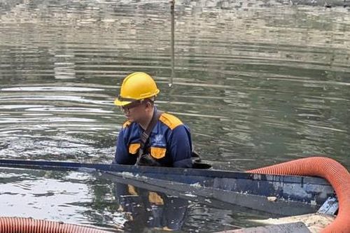 Công trường dự án nạo vét sông, hồ nhộn nhịp, khẩn trương
