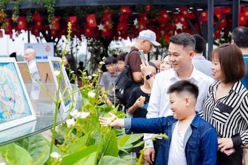 9 bức tranh của thiếu nhi Việt Nam tham dự vòng thi quốc tế 'Toyota - Chiếc ô tô mơ ước'