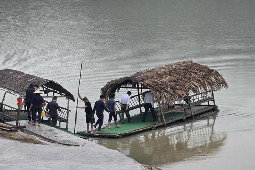 Thanh Hóa: Tiềm ẩn tai nạn trên lòng hồ Xuân Minh