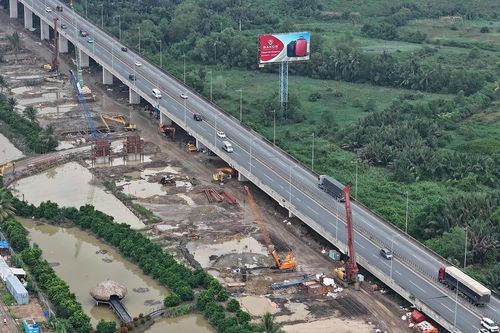 Cấp bách mở rộng cao tốc phía Nam