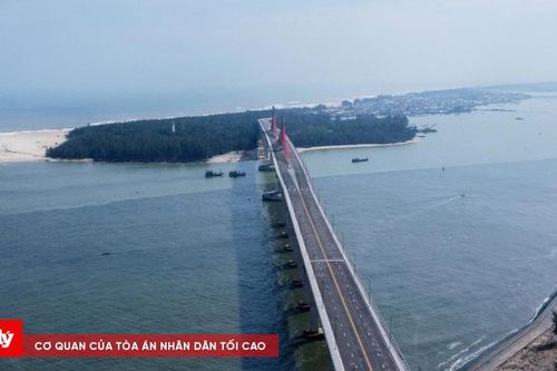Cầu nghìn tỷ sừng sững giữa cửa biển, chưa thể thông xe vì vướng mặt bằng