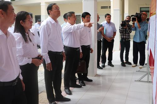 Xã ven biển TPHCM chủ động bố trí thùng phiếu cho cử tri đi biển