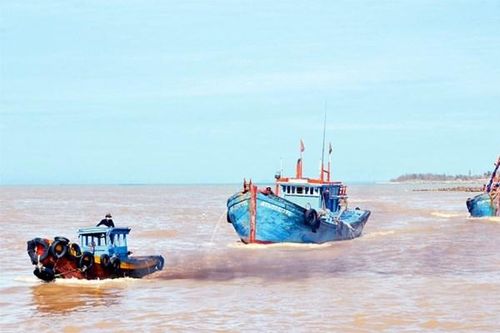 Gia hạn thời gian nạo vét thông luồng cửa biển La Gi