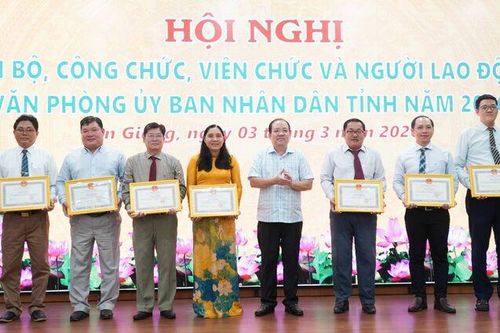 Xây dựng Văn phòng UBND tỉnh An Giang kỷ cương, chuyên nghiệp